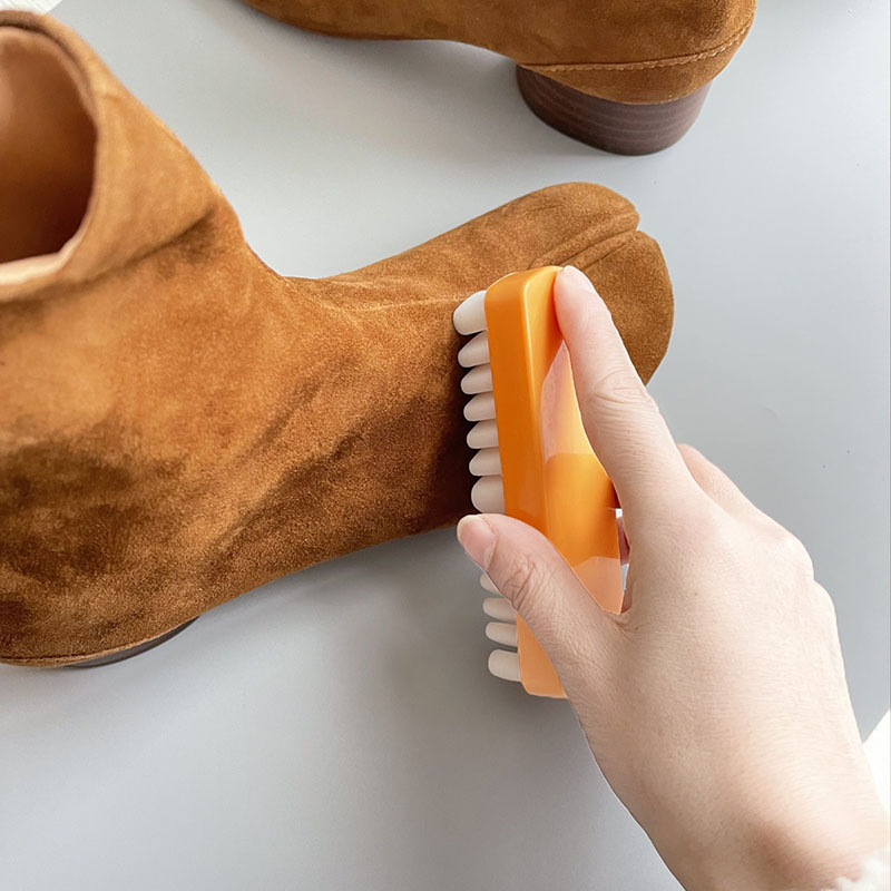Lederbürste für Wildlederstief – Sneaker Care Spray Bewertung und Preis